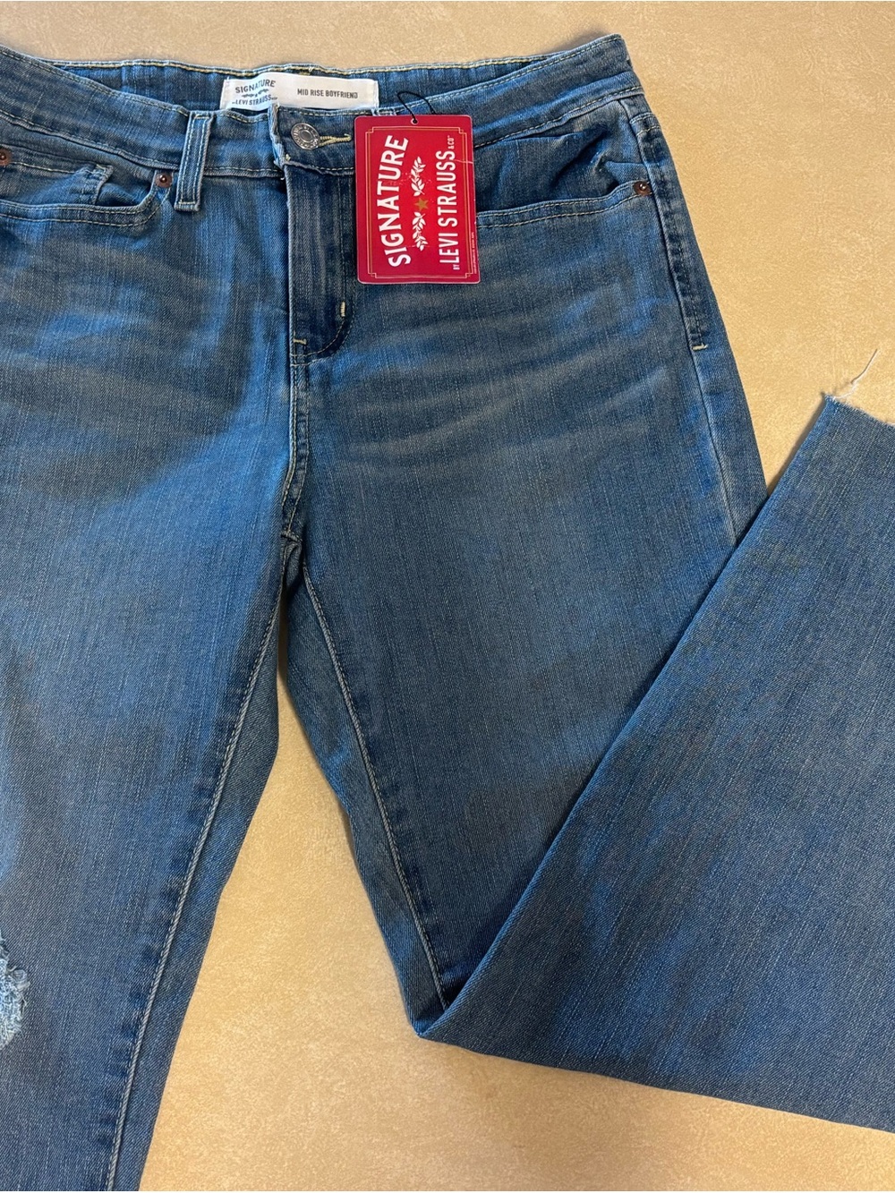 Signature by Levi Strauss Medium Blue Women's Straight Leg Distressed Jeans - Picture 3 of 6